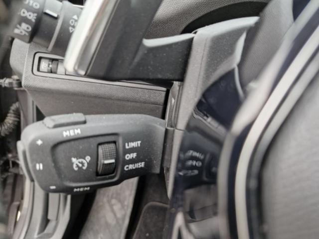 Peugeot 3008 image 3