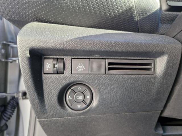 Citroen C4 image 8