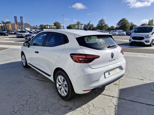 Renault Clio image 2