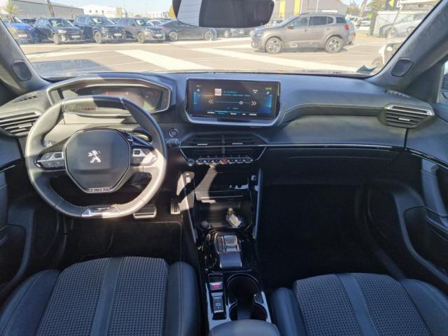 Peugeot 2008 image 7