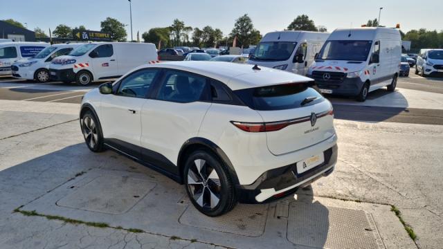 Renault Mégane E-Tech image 2