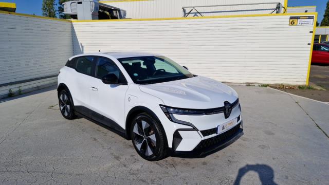 Renault Mégane E-Tech image 3