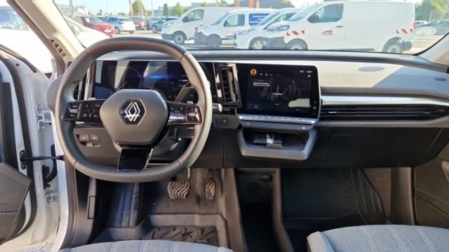 Renault Mégane E-Tech image 1
