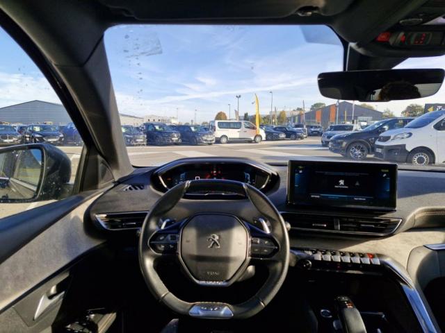 Peugeot 3008 image 2