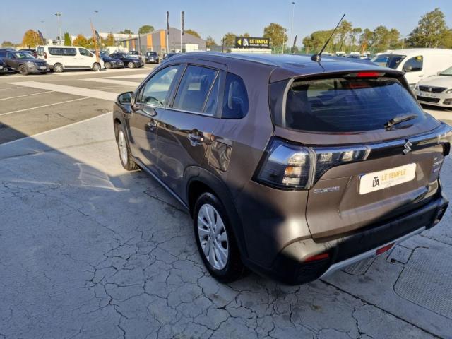 Suzuki S-Cross image 2