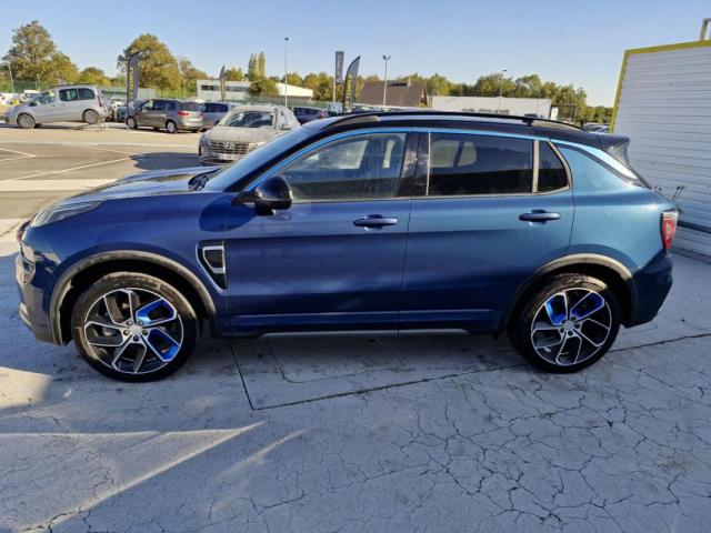 Lynk & Co 01 image 1