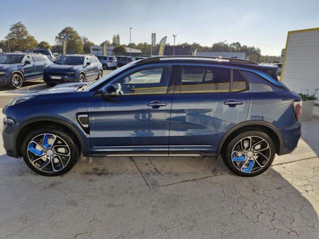 Lynk & Co 01 image 3