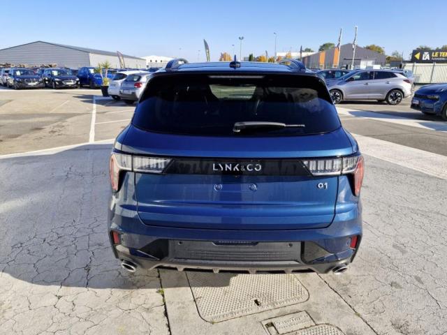 Lynk & Co 01 image 6