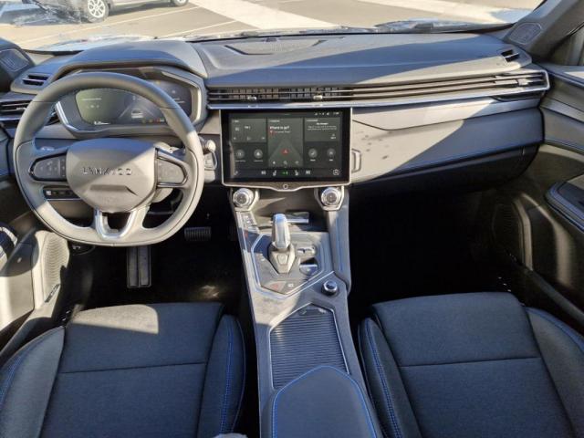 Lynk & Co 01 image 4