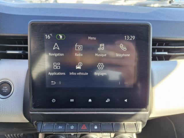 Renault Clio image 2