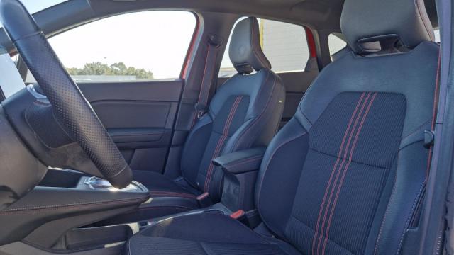 Renault Captur image 2