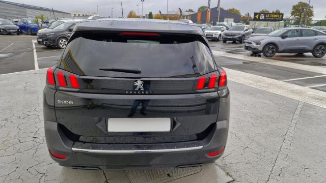 Peugeot 5008 image 4