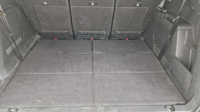 Peugeot 5008 image 9