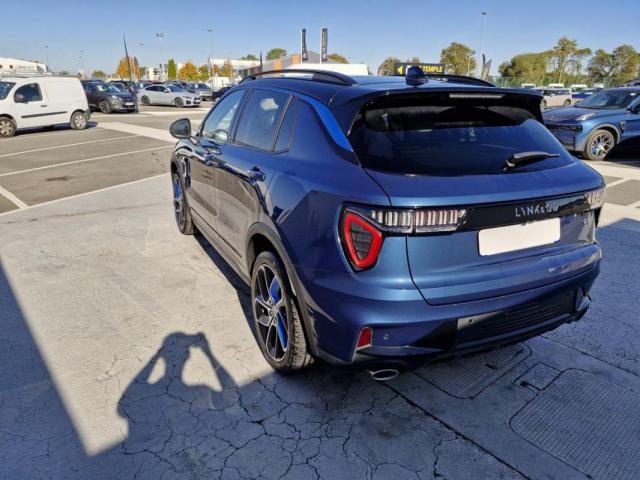 Lynk & Co 01 image 6