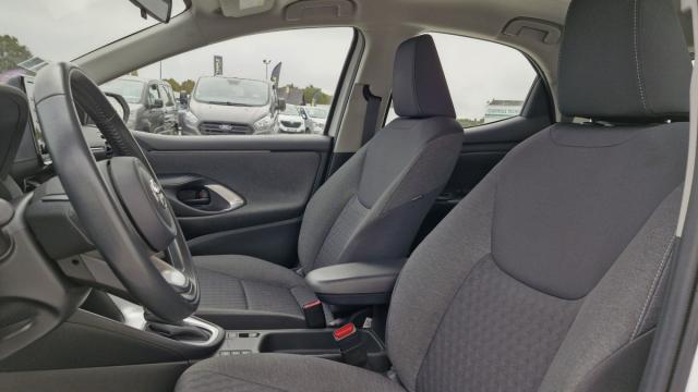 Toyota Yaris image 5