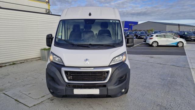 Peugeot Boxer image 1