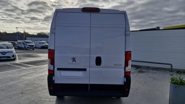 Peugeot Boxer image 2
