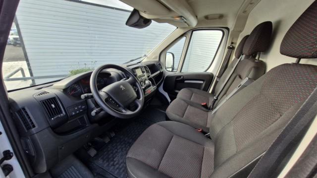 Peugeot Boxer image 1