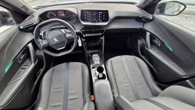 Peugeot 2008 image 7