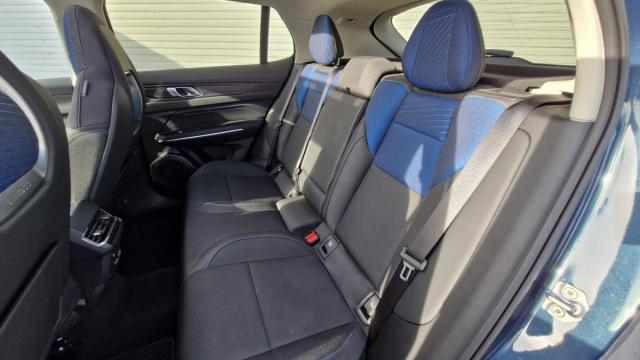 Lynk & Co 01 image 4