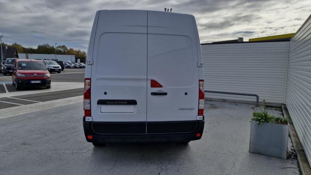 Renault Master image 1