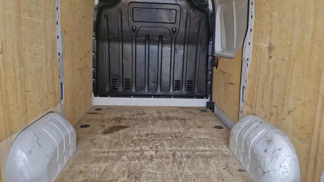 Renault Master image 8