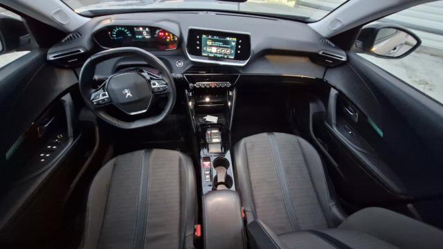 Peugeot 2008 image 5