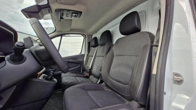 Renault Trafic image 7