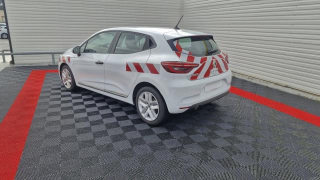 Renault Clio image 2