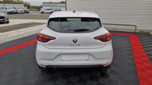 Renault Clio image 6