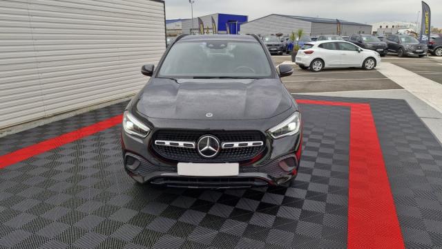 Mercedes Benz Gla image 3