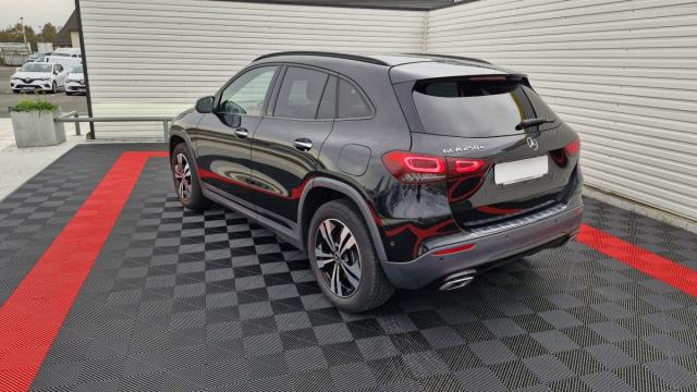 Mercedes Benz Gla image 4