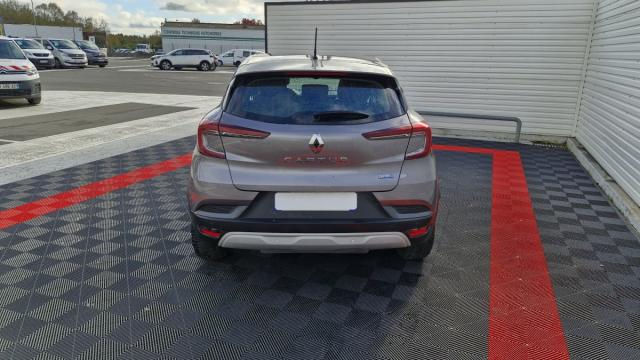 Renault Captur image 8