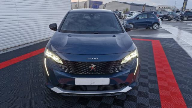 Peugeot 3008 image 2