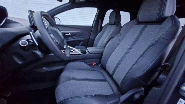 Peugeot 3008 image 9