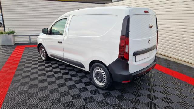 Renault Express Van image 2