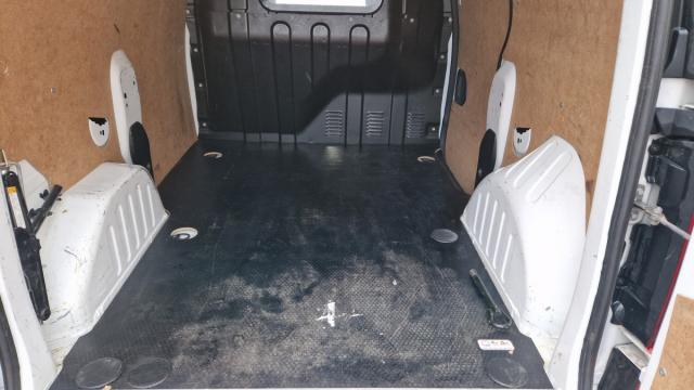 Renault Express Van image 1