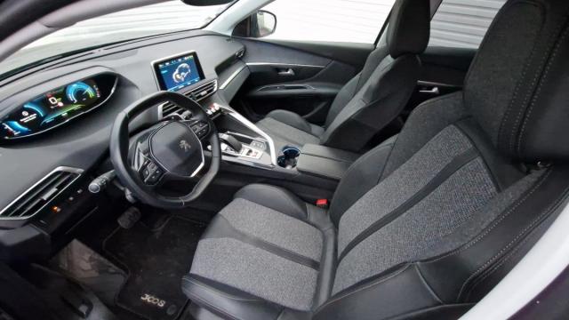 Peugeot 3008 image 9