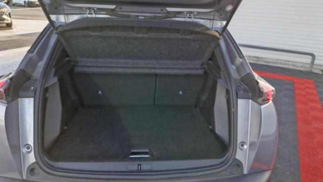 Peugeot 2008 image 1