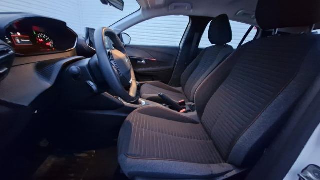 Peugeot 208 image 5