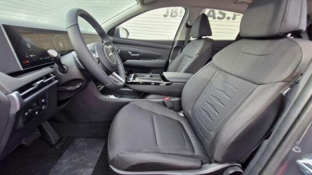 Hyundai Tucson image 4