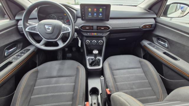 Dacia Sandero image 8