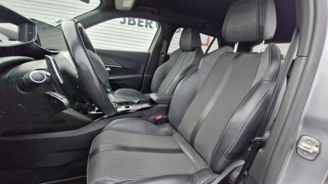 Peugeot 2008 image 9