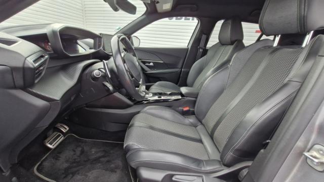 Peugeot 2008 image 3