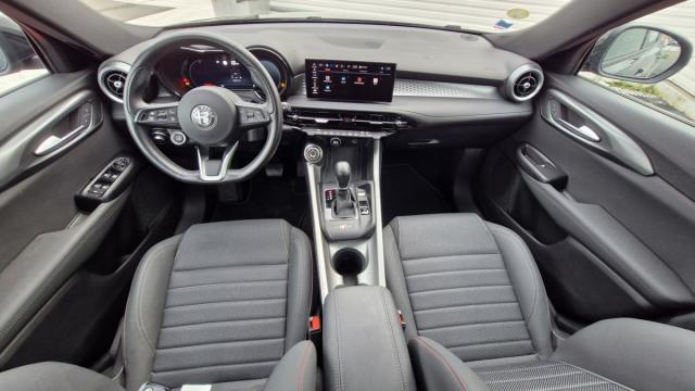 Alfa Romeo Tonale image 8