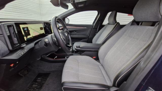 Renault Mégane E-Tech image 3