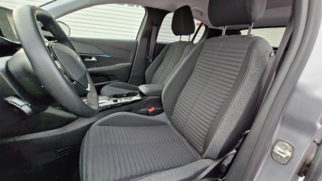 Peugeot 208 image 5