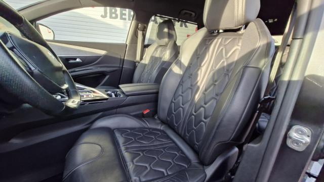 Peugeot 5008 image 2