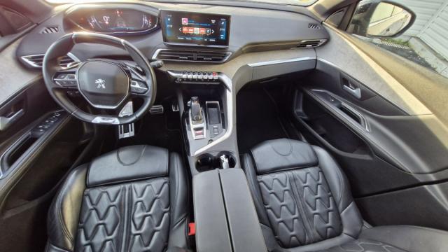 Peugeot 5008 image 1