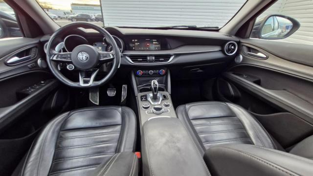 Alfa Romeo Stelvio image 3